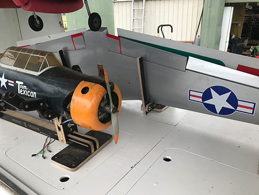 RC model aeroplane stand and support